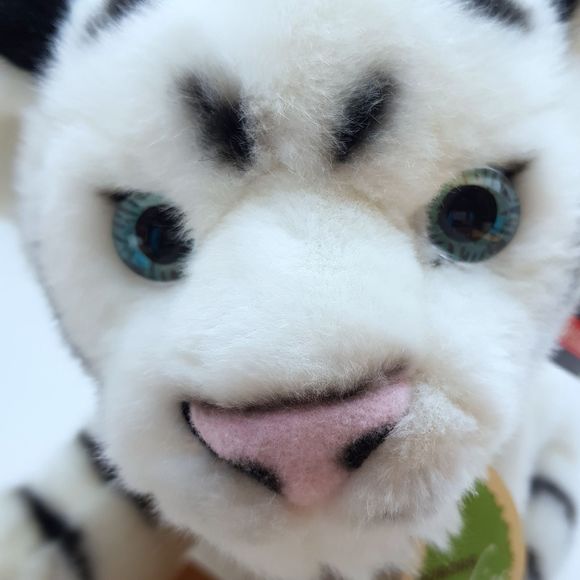 White Tiger Stuffed Aurora Babies 11" Plush Teo Panthera tigris New With Tags - Picture 3 of 11